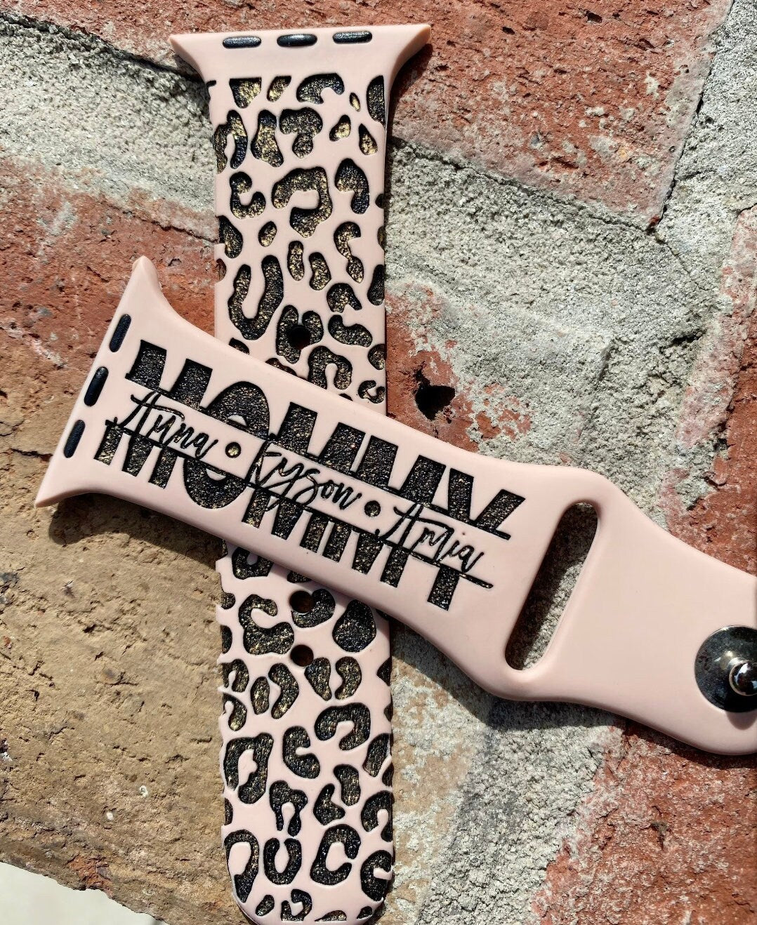Leopard Print Watch Band Cheetah Print custom laser engraved watch band Mommy, Mama, Mom, Nana, gift apple watch band 38 40 41 42 45 mm